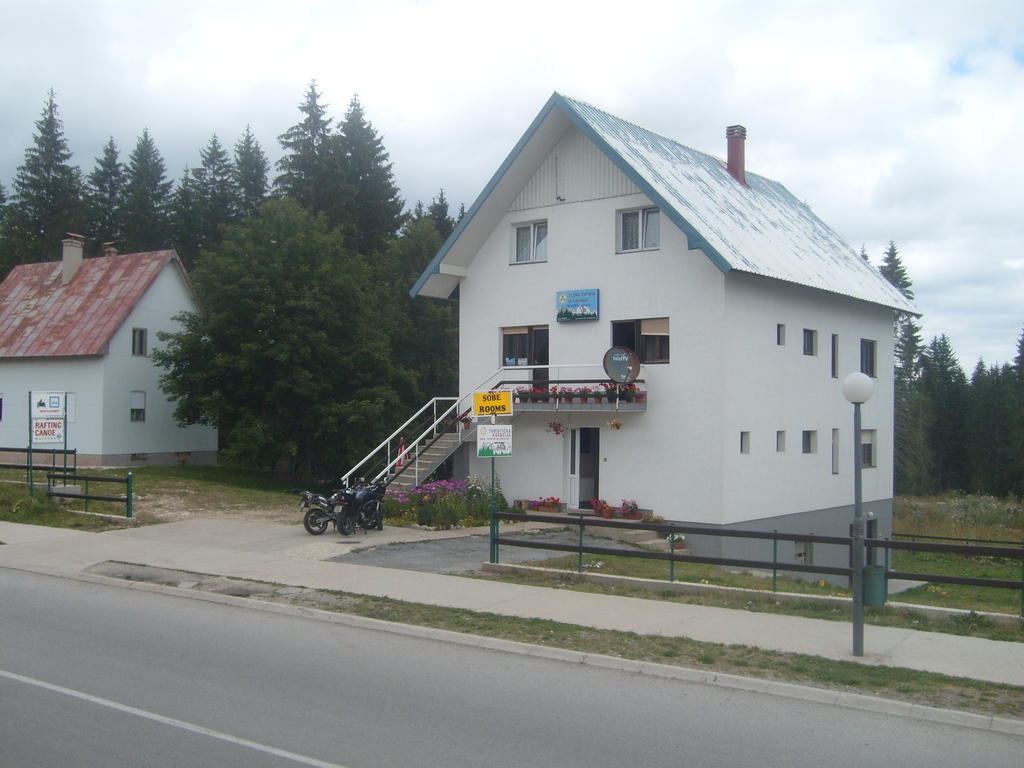 Apartments Lalovic Žabljak Pokoj fotografie